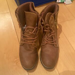Tommy Hilfiger Boots 38